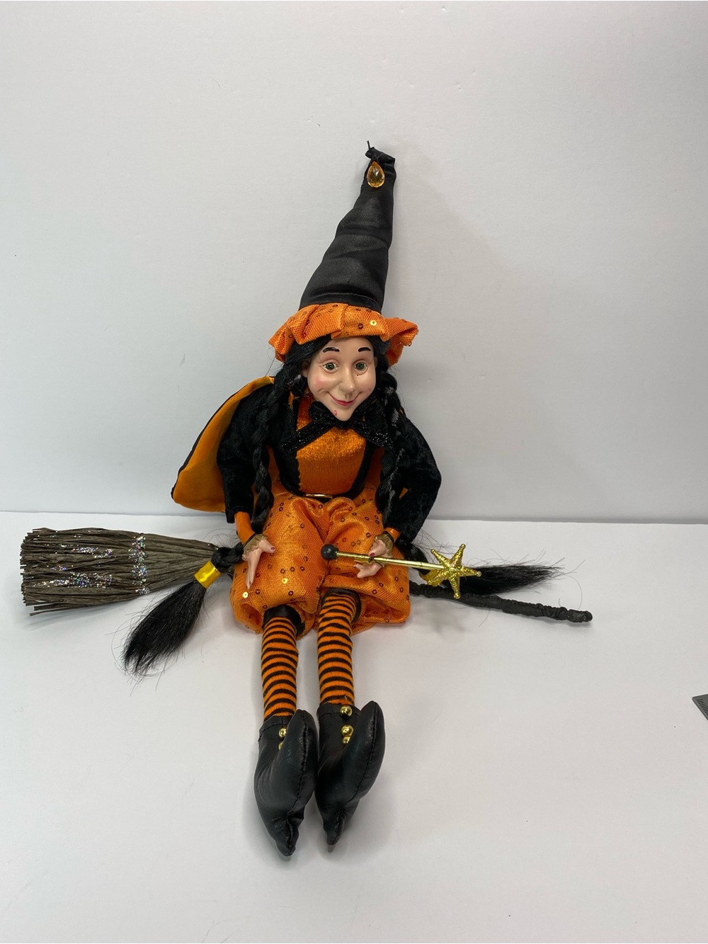 Dept 56 Halloween Witch Doll 17”Posable Shelf Sitter Whimsical Vintage 2012